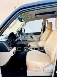 2015 Mitsubishi PAJARO