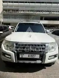 2015 Mitsubishi PAJARO