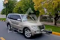 2015 Mitsubishi PAJARO