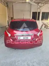 2015 Nissan Tiida
