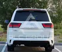 2015 Toyota LAND CRUISER