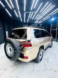 2015 Toyota LAND CRUISER