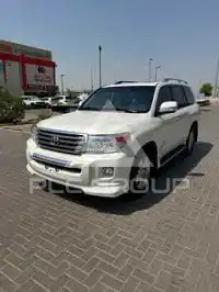 2015 Toyota LAND CRUISER