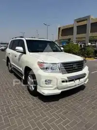 2015 Toyota LAND CRUISER