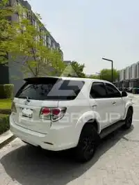 2015 Toyota Fortuner