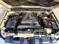 2016 Mitsubishi PAJARO