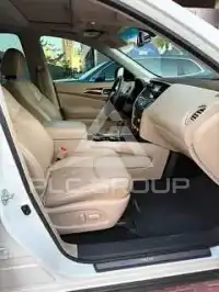 2016 Nissan PATHFINDER