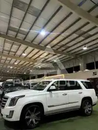 2016 Cadillac ESCALADE
