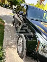 2016 GMC YUKON