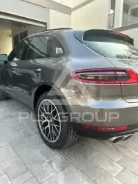 2016 Porsche MACAN