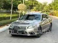 2016 Lexus LS