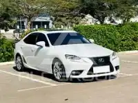 2016 Lexus IS