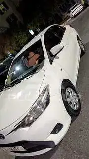 2016 Toyota YARIS