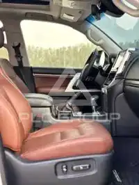 2016 Toyota LAND CRUISER