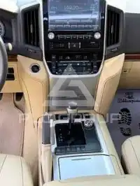 2016 Toyota LAND CRUISER