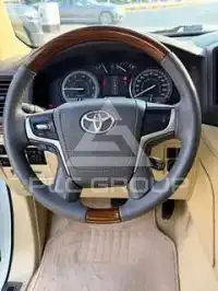 2016 Toyota LAND CRUISER