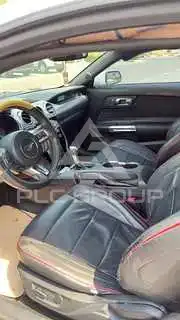 2016 Ford MUSTANG