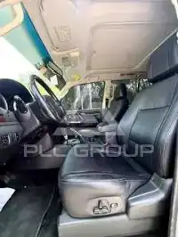 2017 Mitsubishi PAJARO