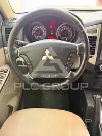 2017 Mitsubishi PAJARO