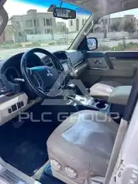 2017 Mitsubishi PAJARO