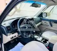 2017 Mitsubishi PAJARO