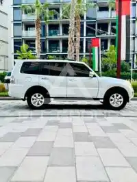 2017 Mitsubishi PAJARO