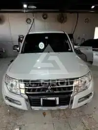 2017 Mitsubishi PAJARO