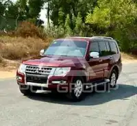 2017 Mitsubishi PAJARO