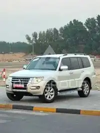 2017 Mitsubishi PAJARO