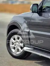 2017 Mitsubishi PAJARO
