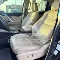 2017 Mitsubishi MONTERO