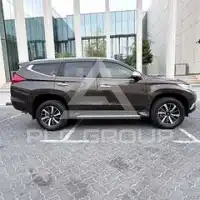 2017 Mitsubishi MONTERO