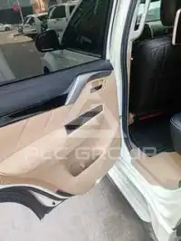 2017 Mitsubishi MONTERO