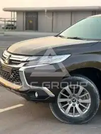 2017 Mitsubishi MONTERO