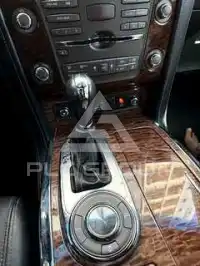 2017 Nissan ARMADA