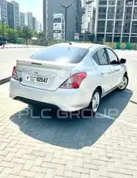 2017 Nissan VERSA