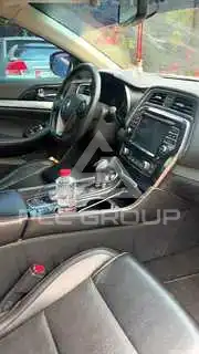 2017 Nissan MAXIMA