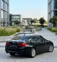 2017 BMW 320