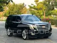 2017 Cadillac ESCALADE