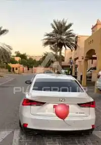 2017 Lexus IS