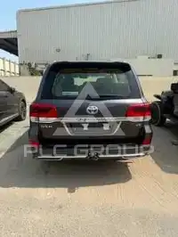 2017 Toyota LAND CRUISER