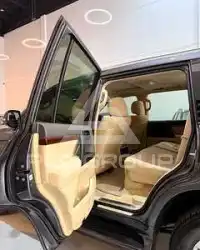2017 Toyota LAND CRUISER