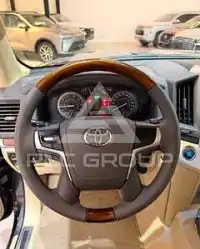 2017 Toyota LAND CRUISER