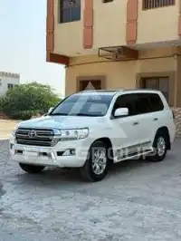2017 Toyota LAND CRUISER