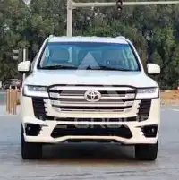 2017 Toyota LAND CRUISER