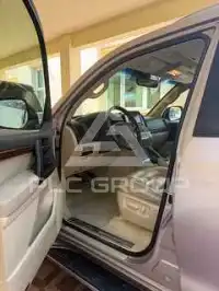 2017 Toyota LAND CRUISER