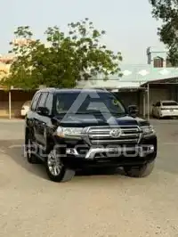 2017 Toyota LAND CRUISER