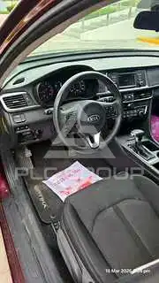 2017 KIA Optima