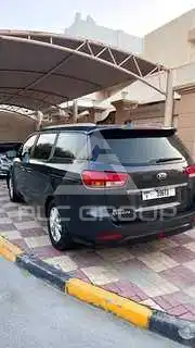 2017 KIA Carnival