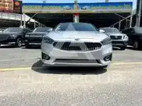 2017 KIA Cadenza